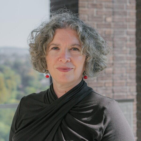 Profile shot for Cllr Amanda De Ryk