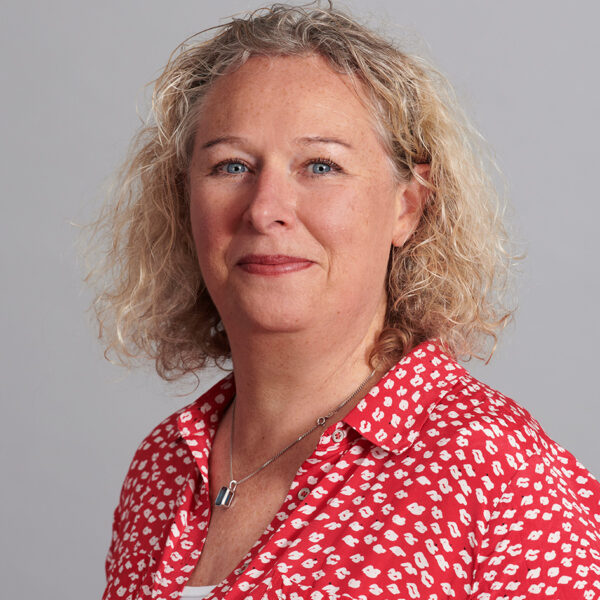 Profile shot for Deborah Heenan