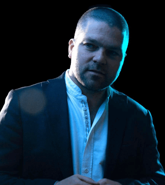 Profile shot for Damian Fennell
