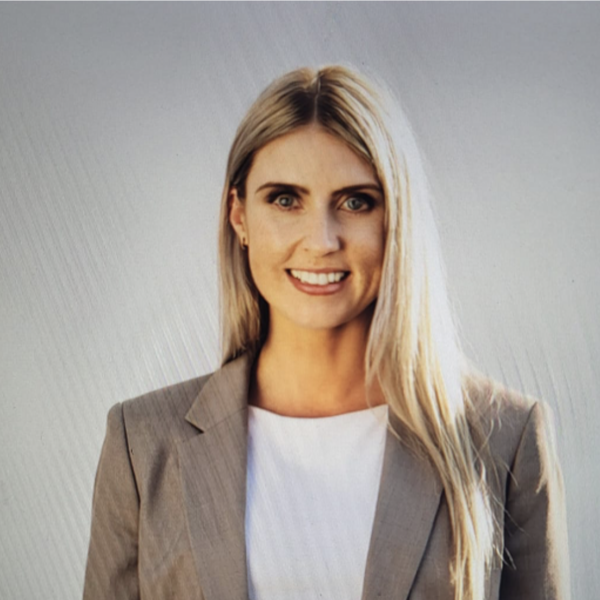 Profile shot for Susanne Maguire